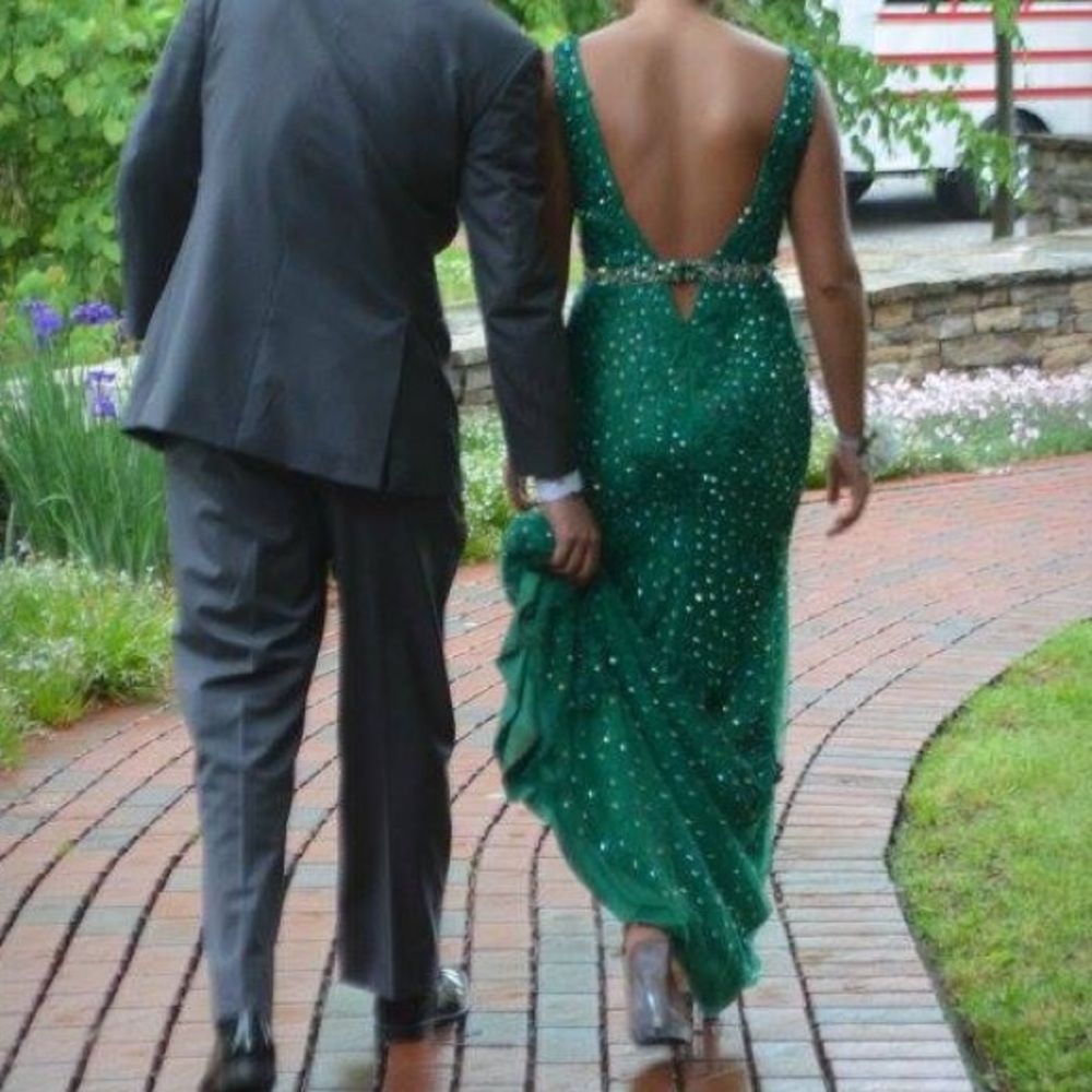 PROM DRESS - Picture 6 of 7